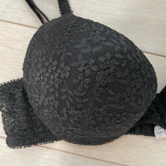 EUC Victorias Secret push up bra - Picture 2 of 4
